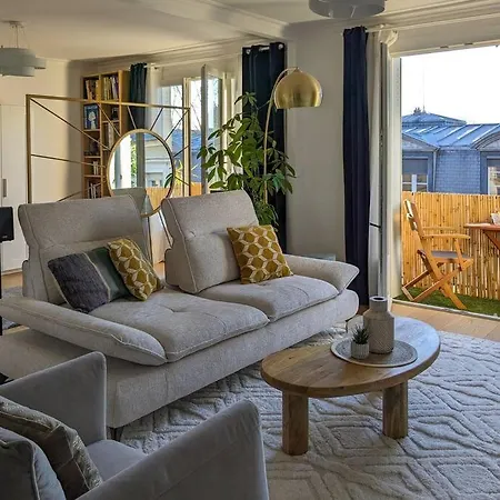 Appartement Versailles Apartment